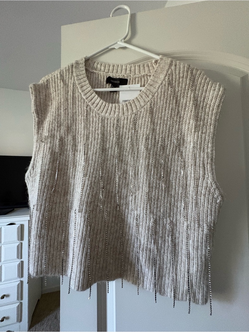 Forever 21 Cream Knit V-Neck Sleeveless Sweater with Chain Fringe